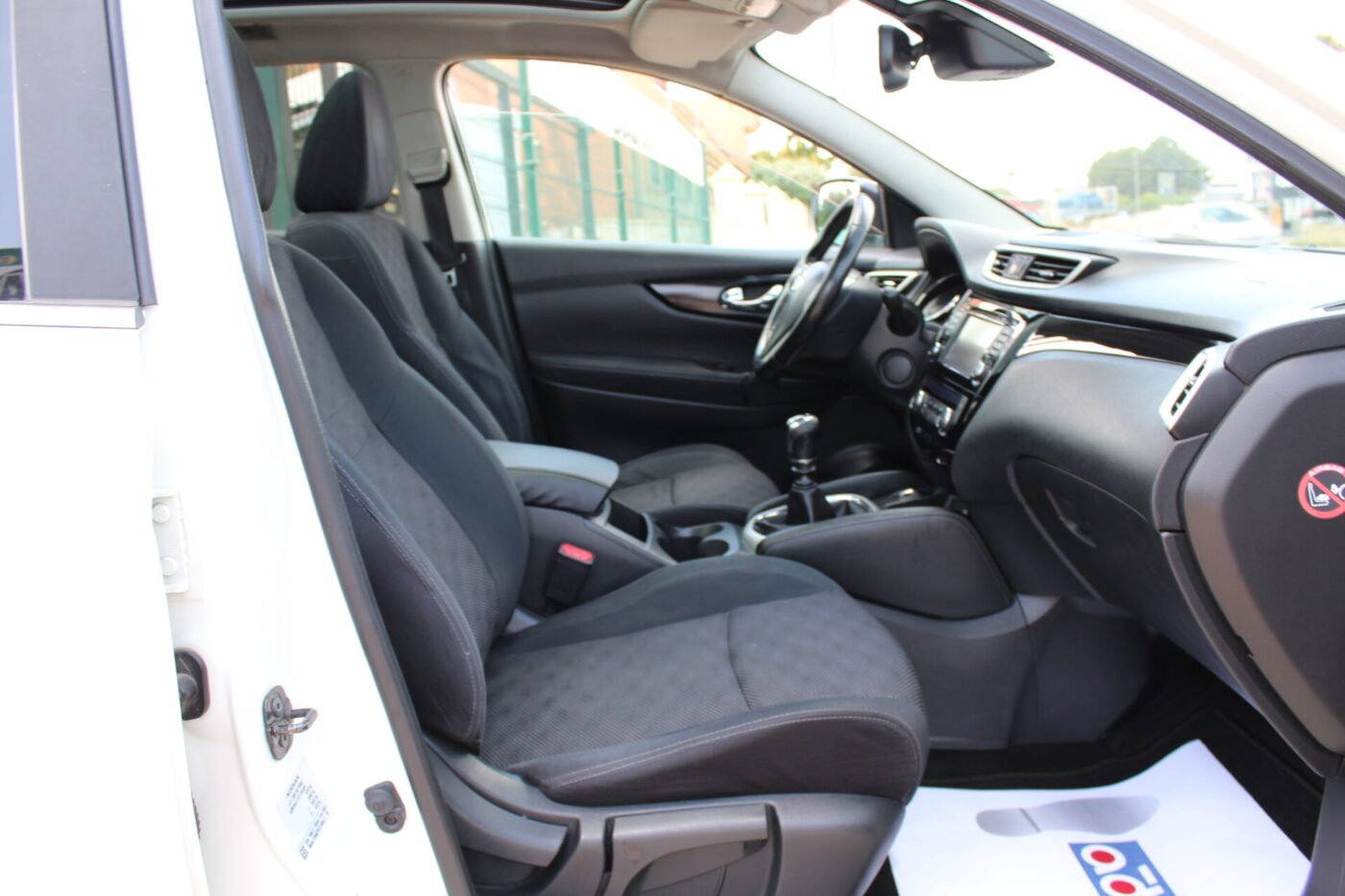 NISSAN Qashqai 1.5 Diésel Manual 