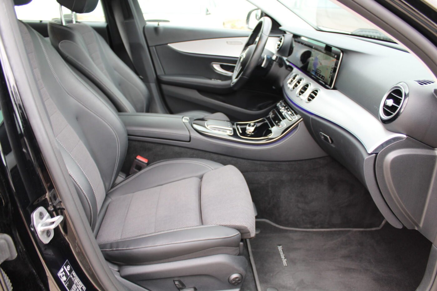 MERCEDES-BENZ Clase E E 300de Diésel Hybrid Enchufable 