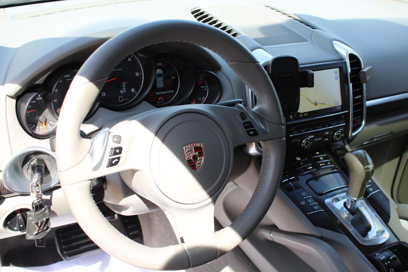 PORSCHE Cayenne 3.0 