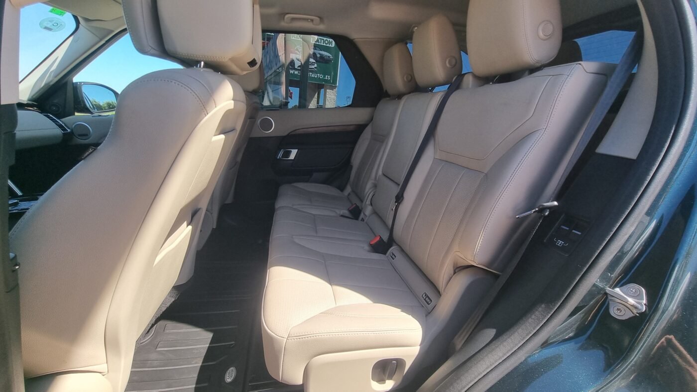 LAND-ROVER Discovery 2.0 Disel luxury 7 Plazas