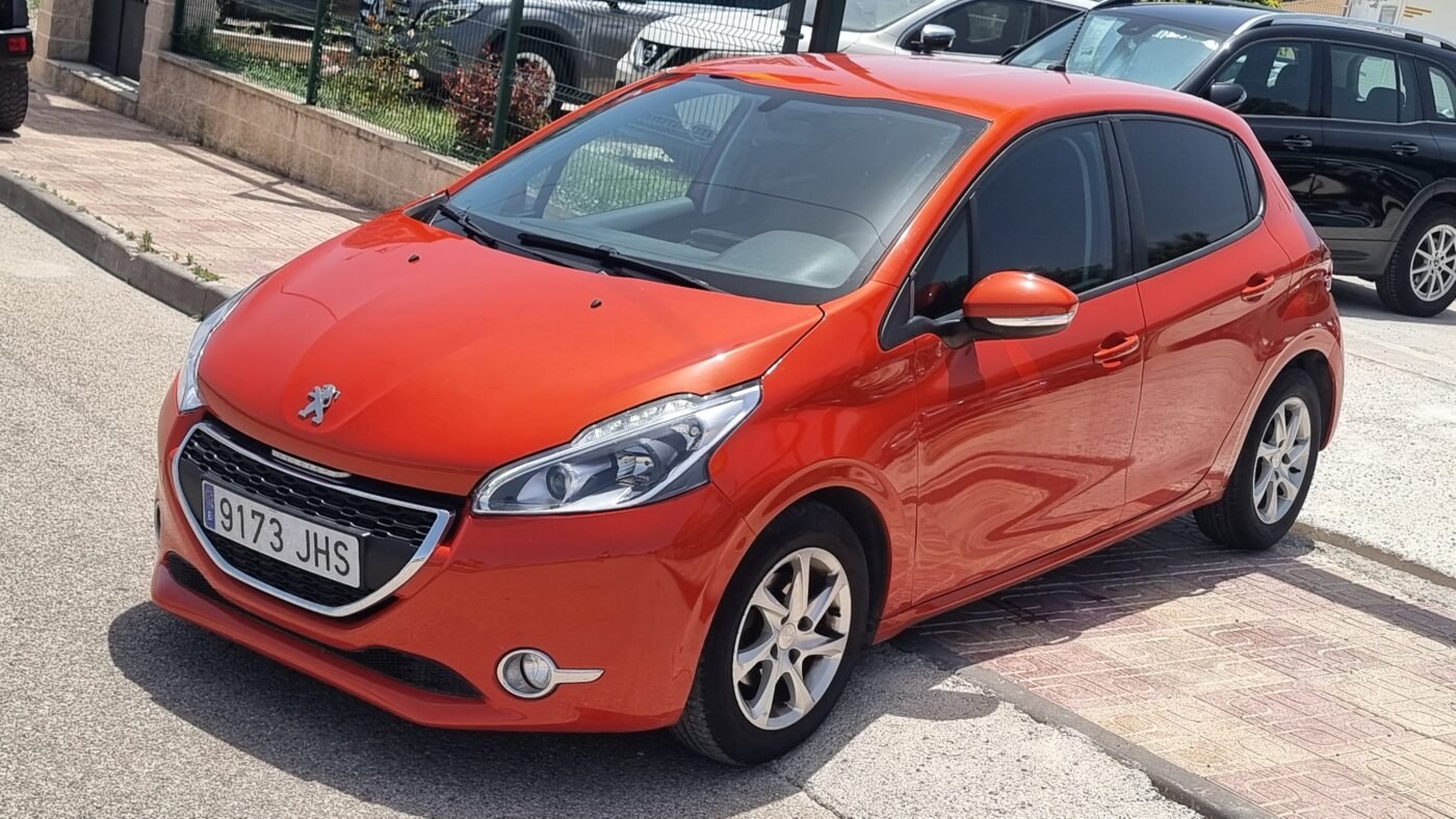 PEUGEOT 208 1.6 Diésel 