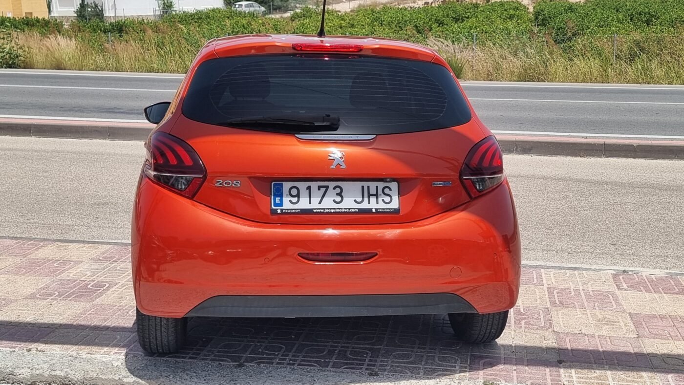 PEUGEOT 208 1.6 Diésel 