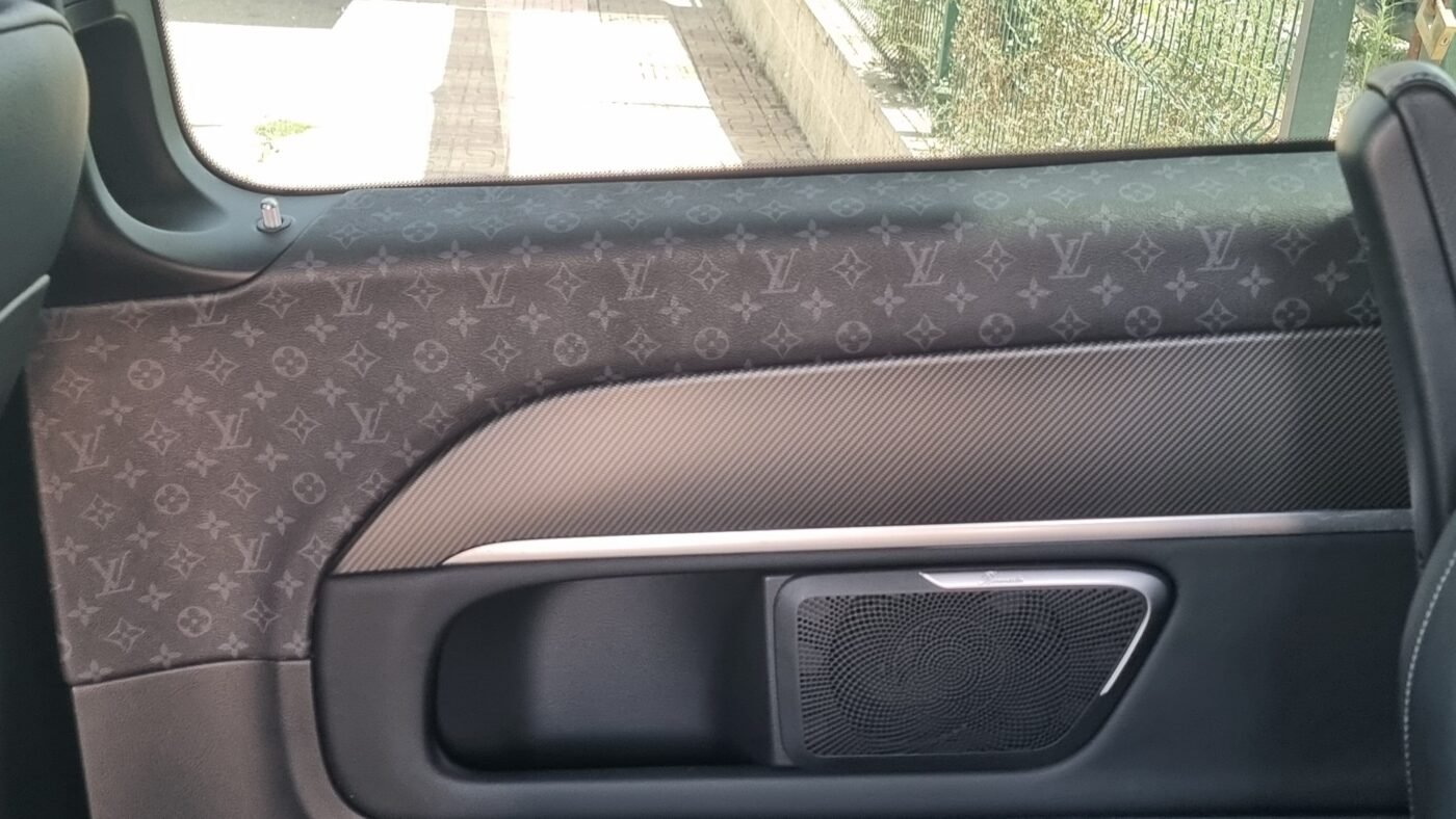 MERCEDES-BENZ V 300 2.0 AMG