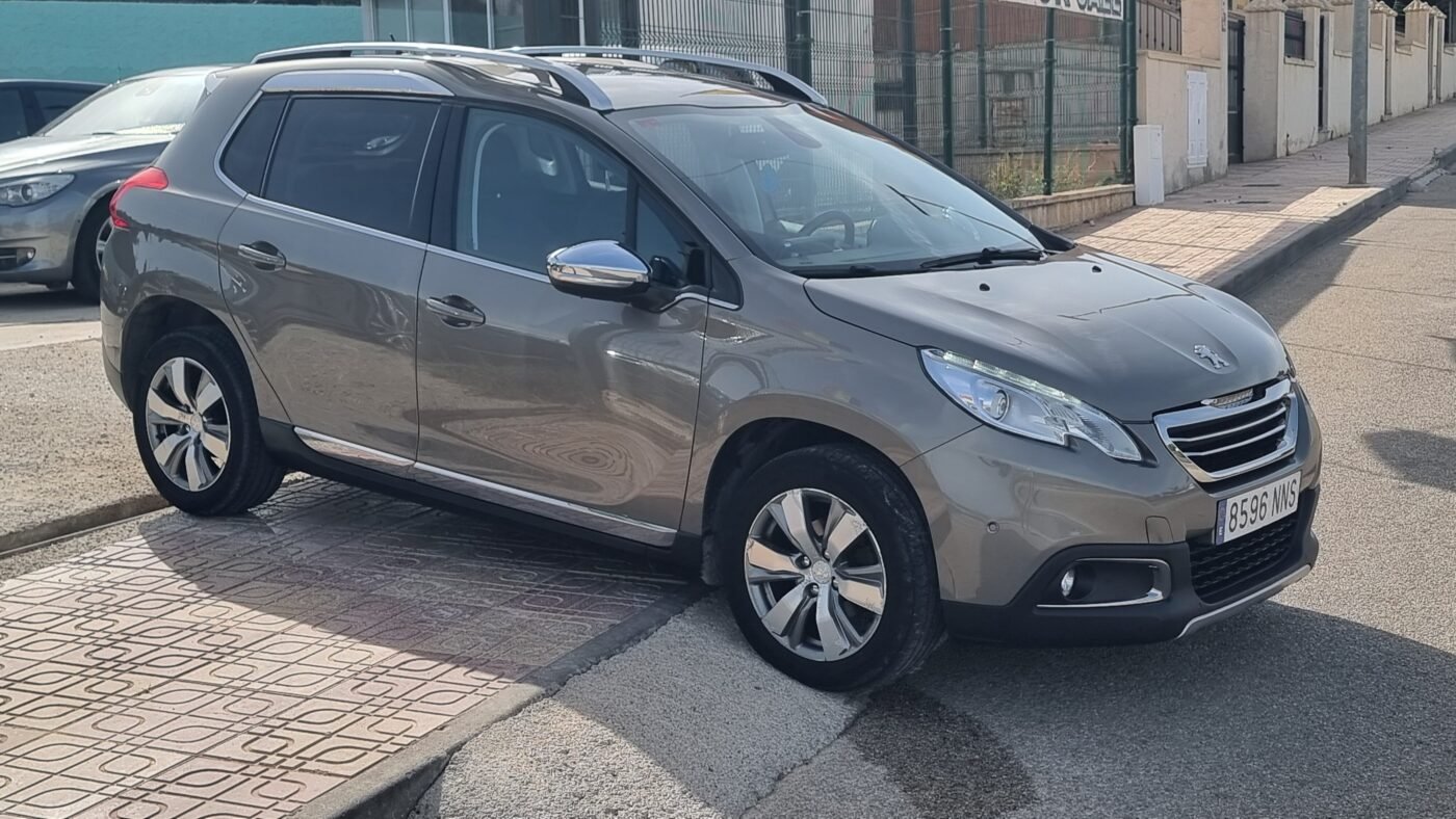 PEUGEOT 2008 1.6 Diésel 