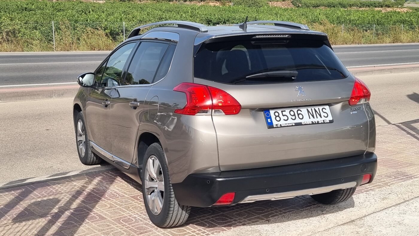 PEUGEOT 2008 1.6 Diésel 