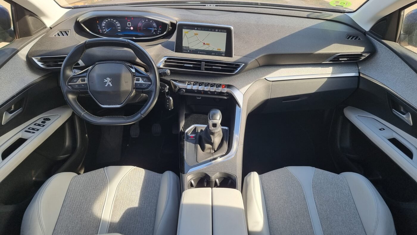 PEUGEOT 3008 1.2 Gasolina-Petrol 