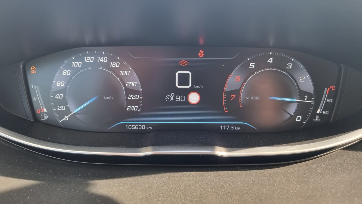 PEUGEOT 3008 1.2 Gasolina-Petrol 
