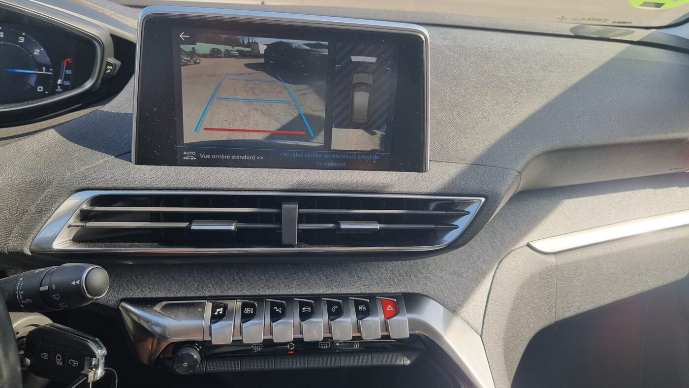 PEUGEOT 3008 1.2 Gasolina-Petrol 