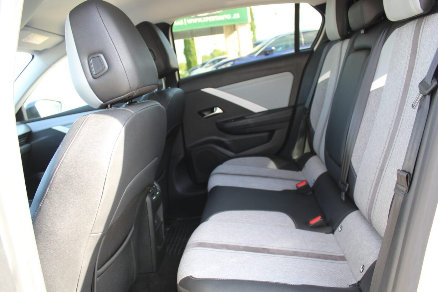 OPEL Astra 1.5 Diesel Automático 