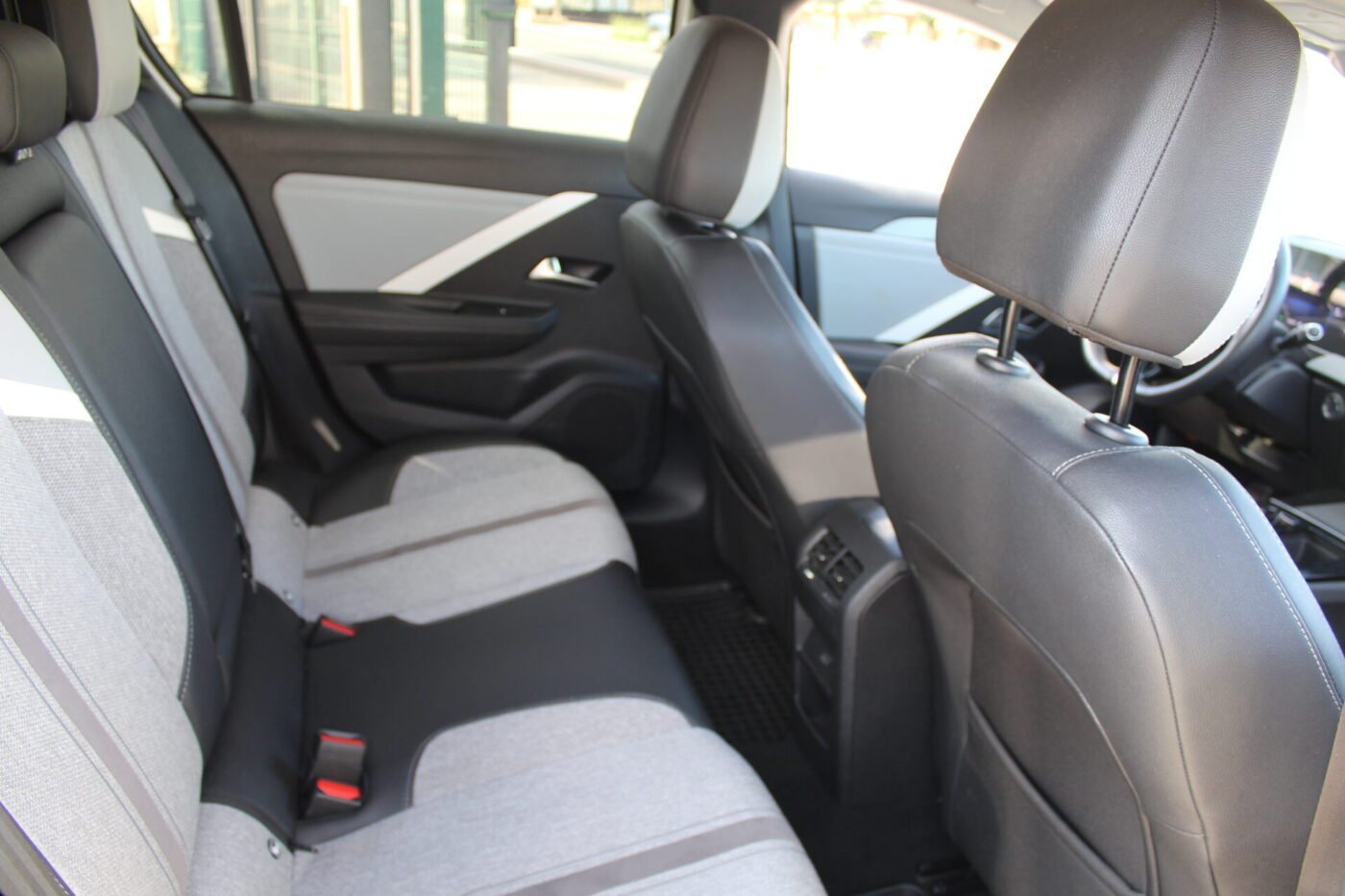 OPEL Astra 1.5 Diesel Automático 