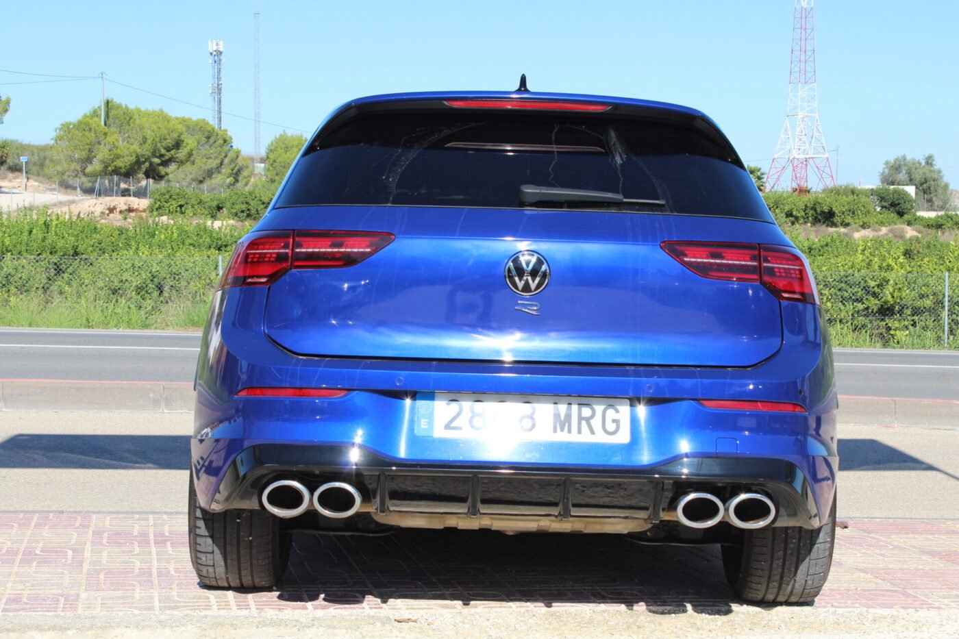 VOLKSWAGEN Golf 2.0 R 